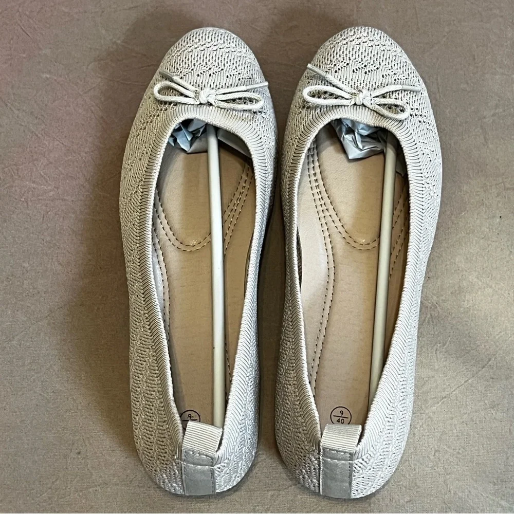 NIB Women’s Ballet Flats, Stretchy, Foldable, Beige Knit, Sz 9 - Picture 8 of 9